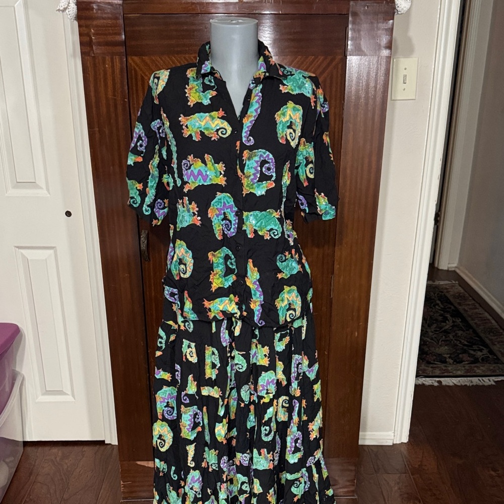 Vintage Colorful Patterned beaded skirt set